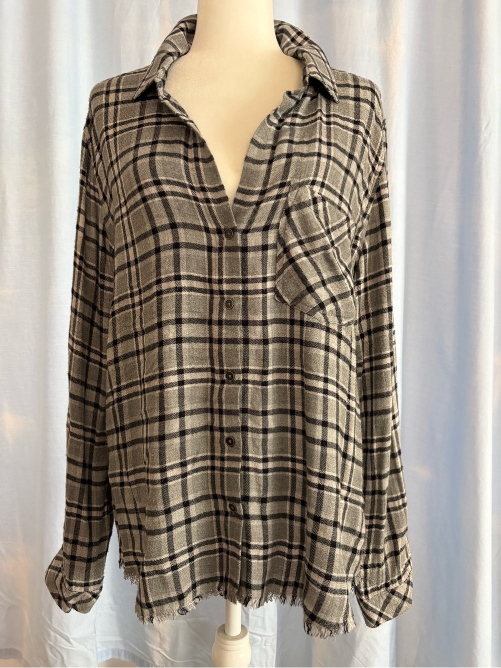 Bella Dahl Gray Plaid Button-Up Shirt